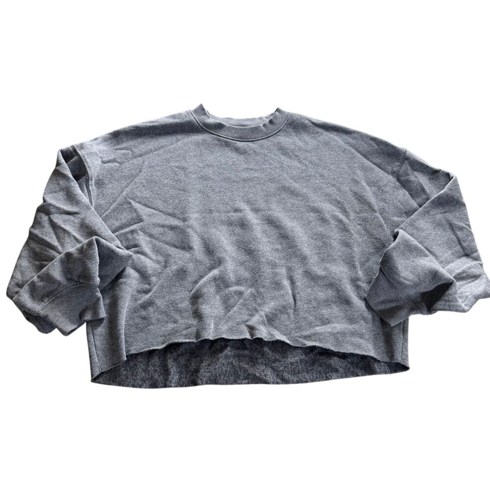 Wild Fable Cropped Sweatshirt Gray Raw Hem Fleece Womens M